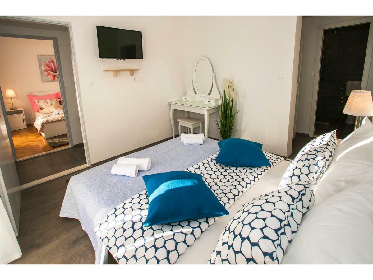 Villa Croatia Sea View With Heated Pool Vinišće Exteriör bild
