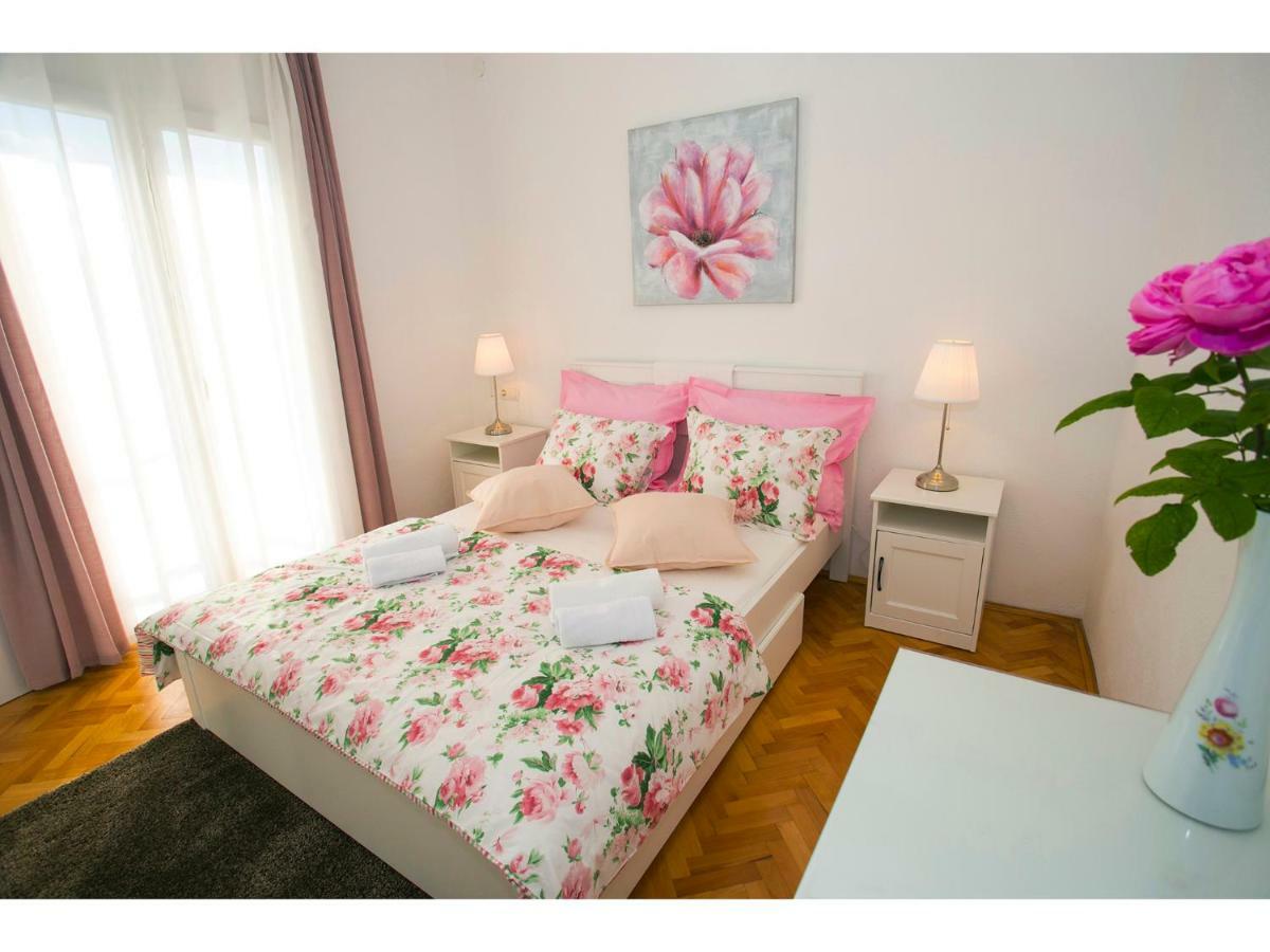 Villa Croatia Sea View With Heated Pool Vinišće Exteriör bild